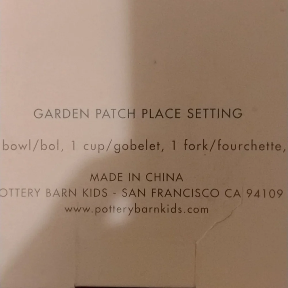 Pottery Barn Kids Garden Patch Place Setting - Picture 5 of 7
